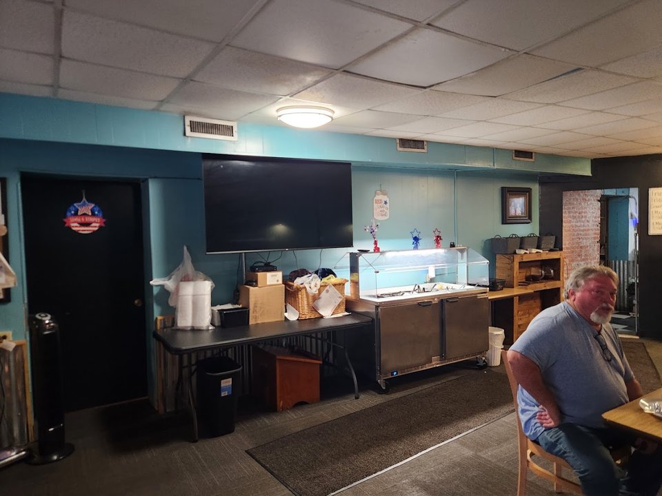 Casual restaurant interior with a family-friendly feel.